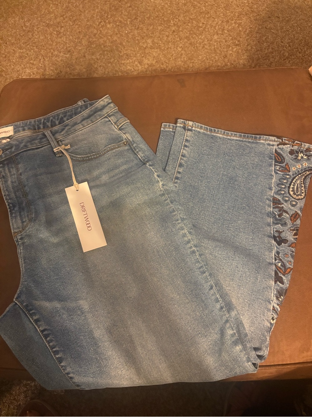 Driftwood Clara Crop Jeans
